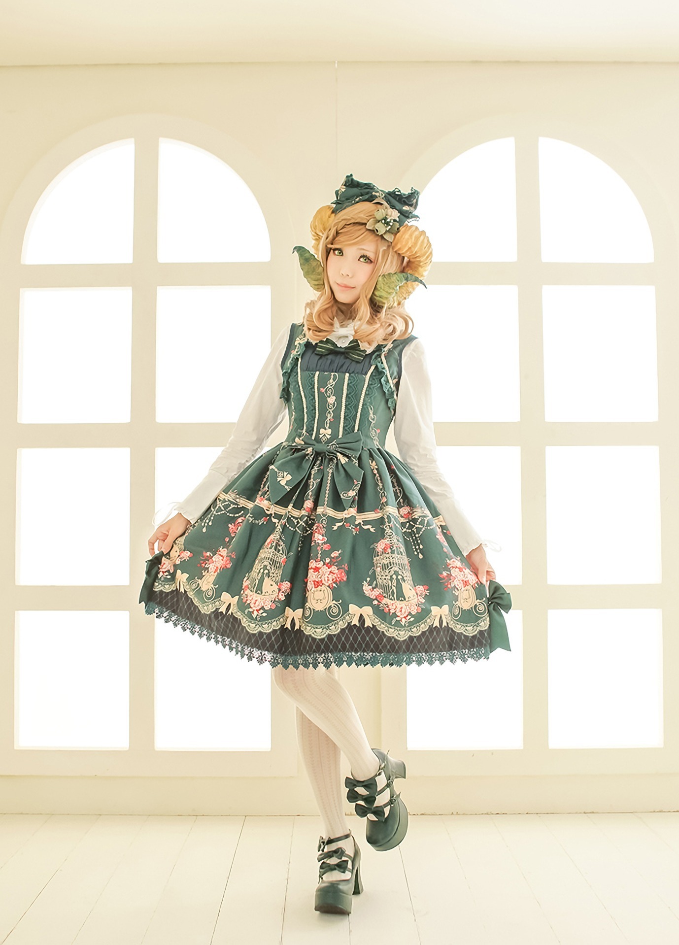 ElyEE子 - NO.001 午茶角少女 [27P]-XikXak